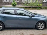 Gebraucht Volvo V40 120 PS (88 kW) 2014 Blau Limousine