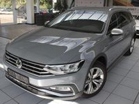 Gebraucht VW Passat Alltrack S 200 PS (147 kW) 2022 Grau Kombi