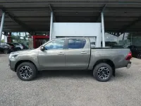 Neu Toyota HiLux Executive 204 PS (150 kW) 2026 Manganbronze metallic Pickup
