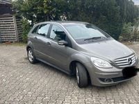 Gebraucht Mercedes B150 95 PS (69 kW) 2008 Braun Van / Kleinbus