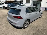 Gebraucht VW Golf VIII Life 90 PS (66 kW) 2022 Grau Limousine