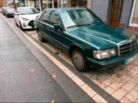 Gebraucht Mercedes 190 120 PS (88 kW) 1983 Grün Limousine