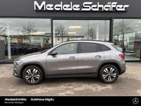 Gebraucht Mercedes GLA200 Progressive 163 PS (119 kW) 2026 Lack mountaingrau SUV