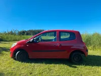 Gebraucht Renault Twingo 58 PS (42 kW) 2008 Rot Kleinwagen
