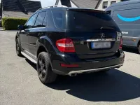 Gebraucht Mercedes ML350 231 PS (169 kW) 2010 Schwarz SUV