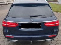 Second-hand Mercedes E200 160 CP (117 kW) 2020 Albastru Break