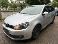 Gebraucht VW Golf VI Comfortline 105 PS (77 kW) 2010 Grau Kleinwagen