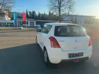 Gebraucht Suzuki Swift 93 PS (68 kW) 2009 Weiß Kleinwagen