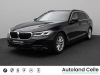 Gebraucht BMW 520 M Sport 190 PS (139 kW) 2023 Schwarz 2668 Kombi