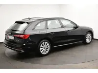 Gebraucht Audi A4 Advanced 163 PS (119 kW) 2023 Mythosschwarz metallic (metallic) Kombi