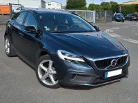 Gebraucht Volvo V40 CC Summum 150 PS (110 kW) 2016 Blau Kombi