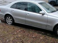 Gebraucht Mercedes E320 224 PS (164 kW) 2002 Silber Limousine
