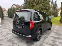 Gebraucht Mercedes T180 116 PS (85 kW) 2024 Schwarz Van / Kleinbus