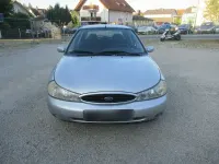 Gebraucht Ford Mondeo 115 PS (84 kW) 1998 Limousine