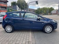Gebraucht Ford Fiesta Trend 60 PS (44 kW) 2013 Blau Kleinwagen