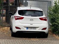 Gebraucht Hyundai i30 99 PS (72 kW) 2013 Weiß Coupé