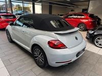 Gebraucht VW Beetle Cabriolet Sound 105 PS (77 kW) 2018 Silber Cabrio