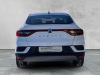 Gebraucht Renault Arkana Zen 140 PS (102 kW) 2022 Weiß SUV