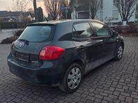 Gebraucht Toyota Auris Luna 124 PS (91 kW) 2007 Grün Kleinwagen