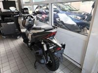 Gebraucht Honda e 16 kW (22 PS) 2023 Silber Kleinwagen