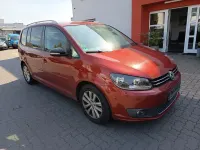 Gebraucht VW Touran Style 105 PS (77 kW) 2011 Rot Van / Kleinbus