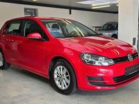Gebraucht VW Golf VII 86 PS (63 kW) 2017 Rot Limousine