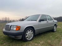 Gebraucht Mercedes 190 75 PS (55 kW) 1992 Silber Limousine