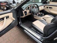 Gebraucht Mercedes SLK230 197 PS (144 kW) 2000 Schwarz Cabrio