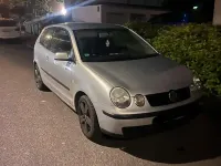 Gebraucht VW Polo 63 PS (46 kW) 2002 Silber Kleinwagen