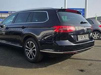 Gebraucht VW Passat Highline 179 PS (131 kW) 2017 Deep black perleffekt Kombi
