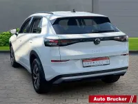 Neu VW T-Roc Life 116 PS (85 kW) 2026 Pure white SUV