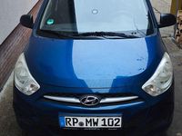 Gebraucht Hyundai i10 Edition 69 PS (50 kW) 2012 Blau Kleinwagen