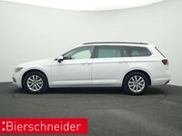 Gebraucht VW Passat Business 150 PS (110 kW) 2023 Gletscherweiß (metallic) Kombi