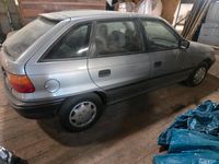 Gebraucht Opel Astra 75 PS (55 kW) 1993 Silber Kleinwagen
