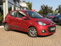 Gebraucht Hyundai i10 Style 87 PS (63 kW) 2015 Rot Kleinwagen