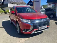 Gebraucht Mitsubishi Outlander P-HEV Basis 135 PS (99 kW) 2018 Karminrot metallic (metallic) SUV