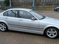 Gebraucht BMW 320 150 PS (110 kW) 1999 Silber Limousine