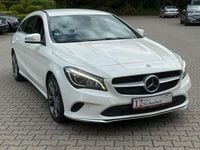 Gebraucht Mercedes CLA220 Urban 177 PS (130 kW) 2017 Calcitweiss/zirrusweiss Limousine