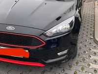 Gebraucht Ford Focus ST-Line 150 PS (110 kW) 2015 Schwarz Kombi