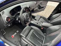 Gebraucht Audi RS3 Comfort 367 PS (269 kW) 2015 Blau Limousine