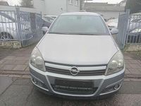 Gebraucht Opel Astra Edition 150 PS (110 kW) 2005 Lichtsilber m2 Kleinwagen