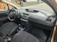 Gebraucht Citroën C4 90 PS (66 kW) 2009 Gold Kleinwagen