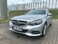 Gebraucht Mercedes E200 Elegance 136 PS (100 kW) 2015 Silber Limousine