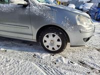 Gebraucht VW Polo Comfortline 60 PS (44 kW) 2009 Silverbird metallic Kleinwagen