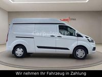 Gebraucht Ford Transit Custom Trend 170 PS (125 kW) 2020 Frozen white Van