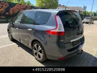 Gebraucht Renault Scenic E-Tech Bose Edition 110 PS (80 kW) 2011 Grau eclipse Kombi