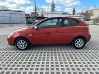 Gebraucht Hyundai Accent 97 PS (71 kW) 2007 Gold Kleinwagen