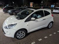 Gebraucht Ford Ka Titanium 75 PS (55 kW) 2011 Weiß Kleinwagen