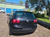 Second-hand VW Golf 140 CP (102 kW) 2006 Negru Coupe