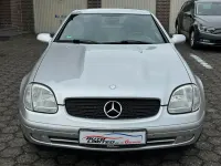 Gebraucht Mercedes SLK230 193 PS (141 kW) 2000 Silber Cabrio
